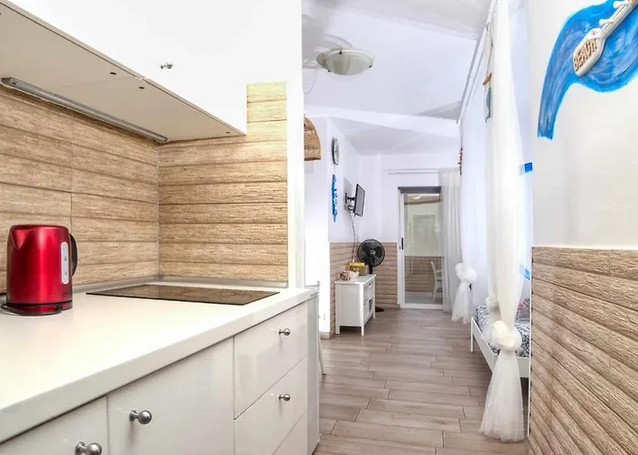 Apartment Vivienda Vacacional Audrey En Playa Roca Costa Teguise