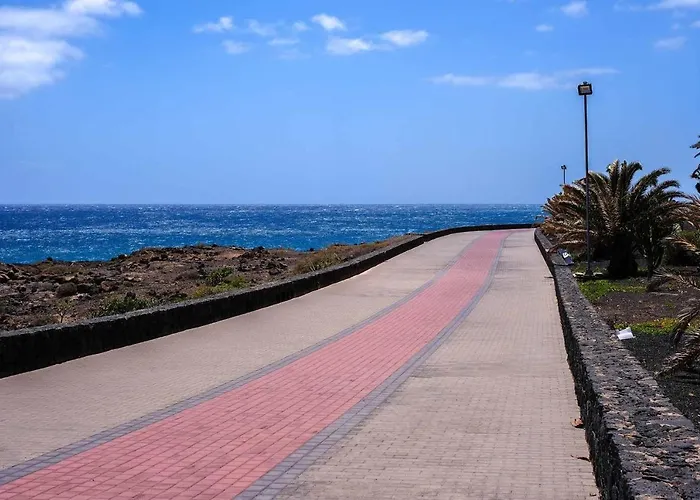 Vivienda Vacacional Audrey En Playa Roca アパート