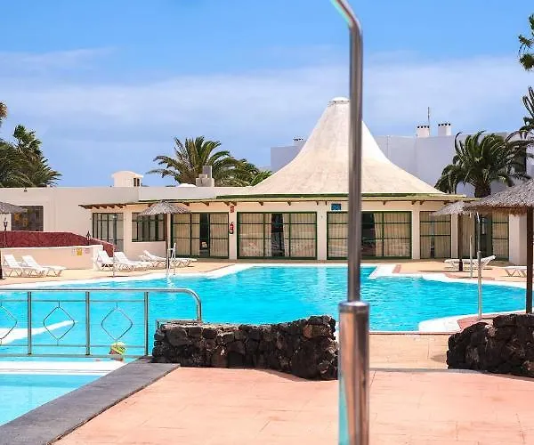 Apartment Vivienda Vacacional Audrey En Playa Roca Costa Teguise