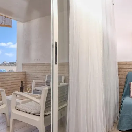 아파트 Vivienda Vacacional Audrey En Playa Roca *