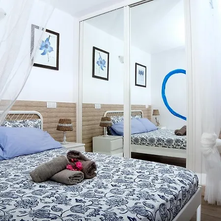 아파트 Vivienda Vacacional Audrey En Playa Roca 코스타 테기세